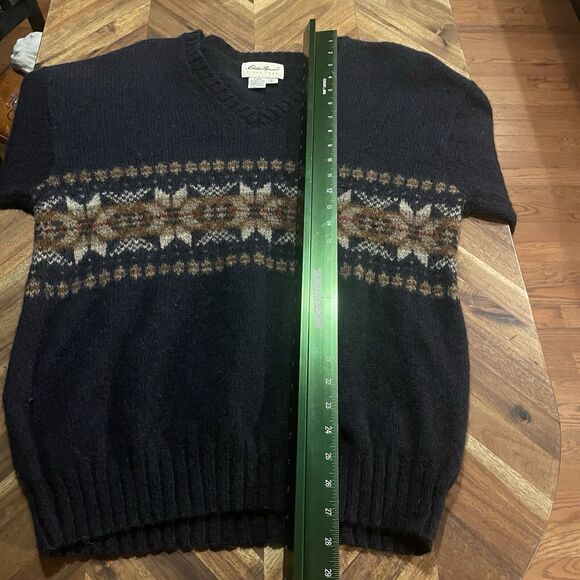 Eddie Bauer‎ Sweater Nordic Vintage Wool Blend Knit V Neck Pullover Mens Medium - Picture 4 of 6